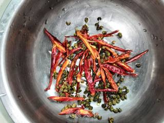 麻辣鸡丝的做法步骤：4