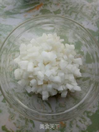 白萝卜蜂蜜水的做法步骤：2