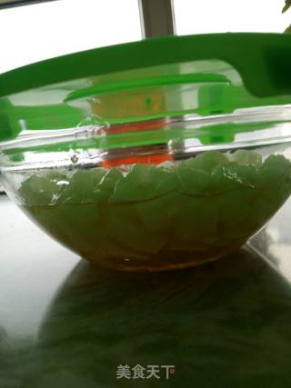 白萝卜蜂蜜水的做法步骤：5