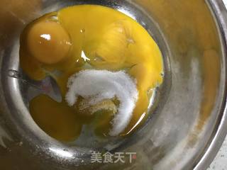 六寸原味戚风蛋糕的做法步骤：2