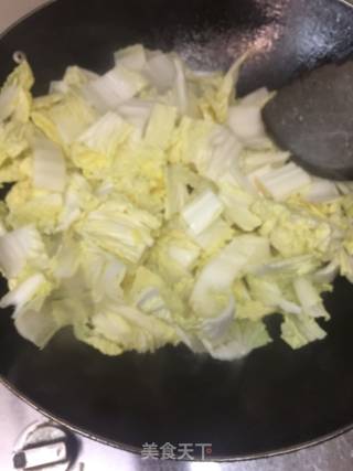 白菜粉条煮油豆腐的做法步骤：3