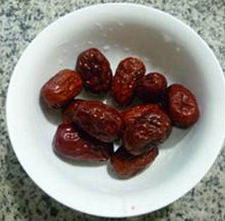 红枣煮鸡蛋的做法步骤：1