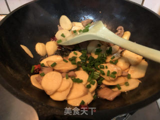 慈菇炒肉片的做法步骤：9