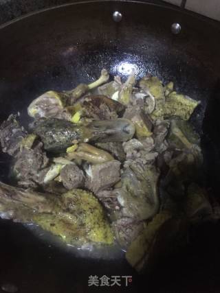 白切鸭块的做法步骤：2