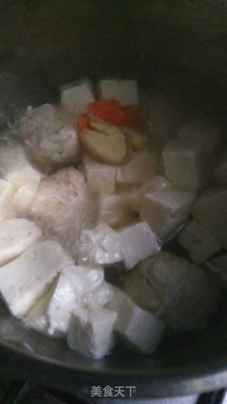鸡肉丸豆腐汤的做法步骤：5