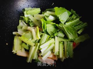 #团圆饭#油麦菜炒鱼豆腐的做法步骤：5