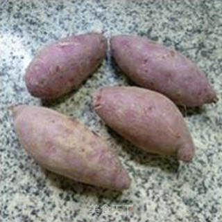 白芝麻紫薯饼的做法步骤：1