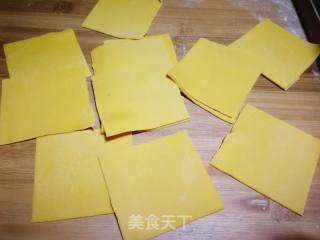 #团圆饭#韭菜鲜虾馄饨的做法步骤：16