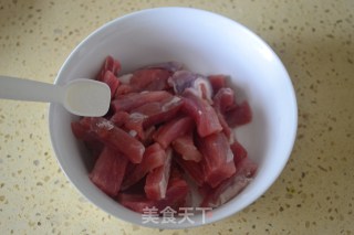 糖醋里脊的做法步骤：3