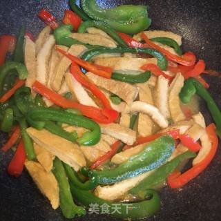 青红椒炒素鸡的做法步骤：4
