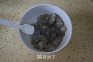 鱼香虾球茄子煲的做法步骤：3