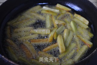鱼香虾球茄子煲的做法步骤：6