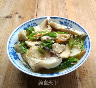 东江草鱼块煮秋辣椒的做法步骤：10