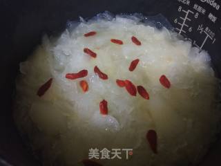 银耳雪梨羹的做法步骤：5