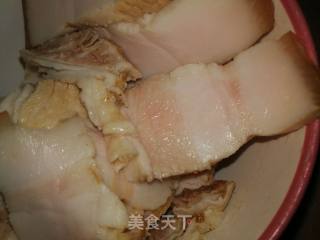 #团圆饭#回锅肉炒胡萝卜片的做法步骤：3