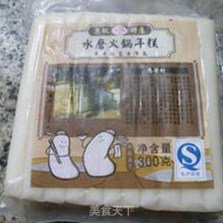 猪油渣青菜炒年糕的做法步骤：1