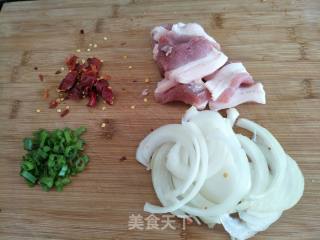 干锅土豆片的做法步骤：2