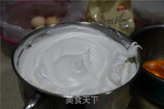 草莓金杯蛋糕仔的做法步骤：3
