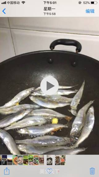 香煎多春鱼的做法步骤：1