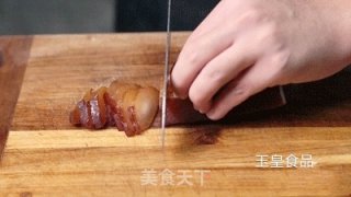 冬笋炒腊肉的做法步骤：1