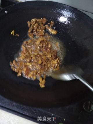 辣椒炒肉的做法步骤：3