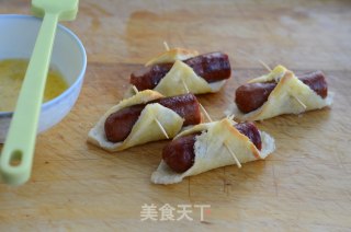 黑椒牛肉香肠吐司卷的做法步骤：5