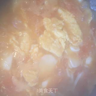 蕃茄鸡蛋年糕汤的做法步骤：5