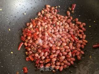 #团圆饭#麻辣花生米的做法步骤：7