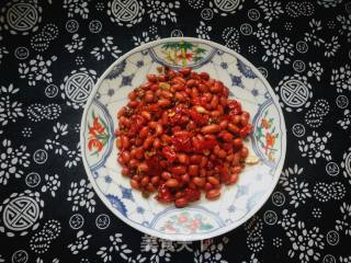 #团圆饭#麻辣花生米的做法步骤：8