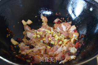 宫保鸡丁的做法步骤：8