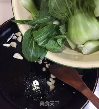 蒜蓉上海青的做法步骤：3