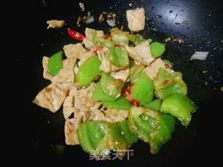 #团圆饭#青椒炒肉片的做法步骤：14