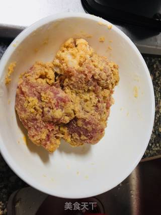 炸蒜香辣猪排的做法步骤：4