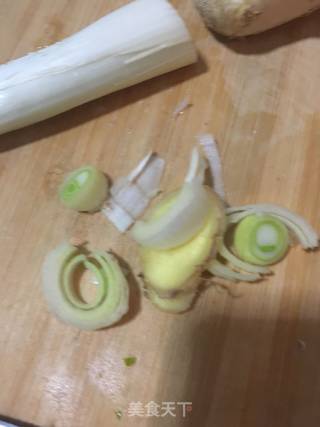 骨髓炖莲藕的做法步骤：5