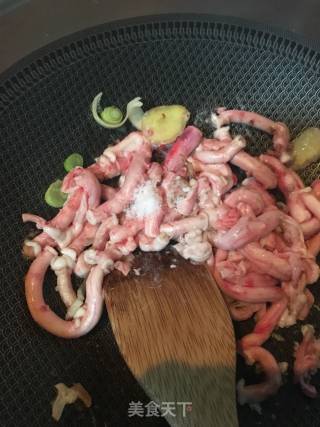骨髓炖莲藕的做法步骤：7