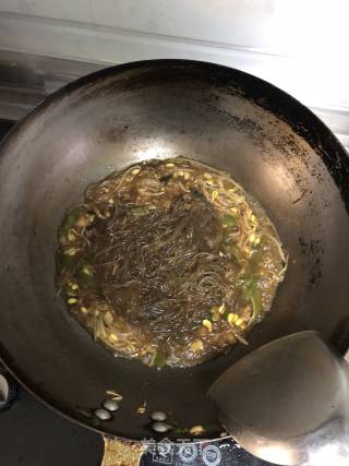 简单版豆芽炒粉条的做法步骤：7