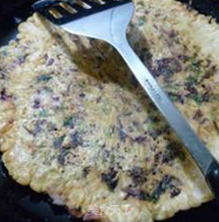 红苋菜鸡蛋煎饼的做法步骤：9