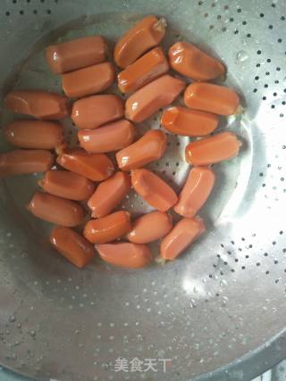 开心脆皮肠的做法步骤：1