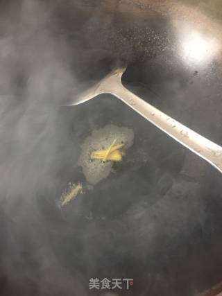 菜心焖肉的做法步骤：3