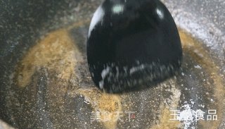 糖醋虎皮鹌鹑蛋的做法步骤：4