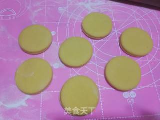 #团圆饭#南瓜脂油饼的做法步骤：4