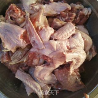 家常炖大鹅的做法步骤：1
