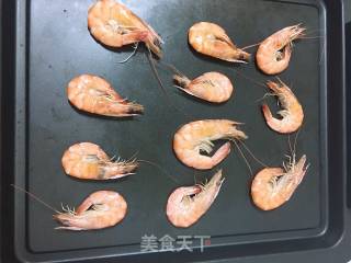 烤虾干的做法步骤：4
