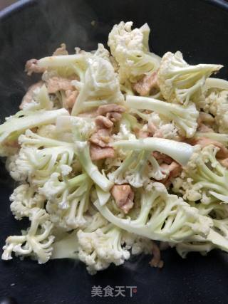 花菜炒肉的做法步骤：9