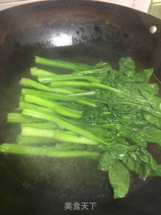 白灼菜心的做法步骤：6