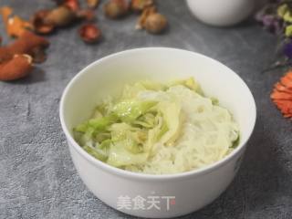 主食—包包菜鸡蛋面的做法步骤：5