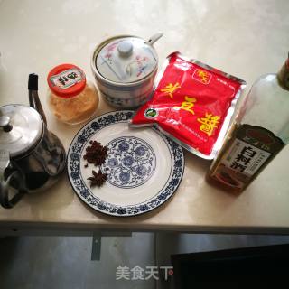 蘑菇炖鸡的做法步骤：2