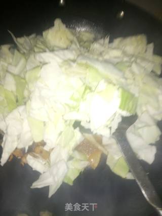 包心菜炒咸肉的做法步骤：8