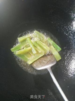 翡翠虾饺的做法步骤：4