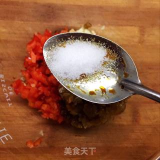 剁椒猪蹄的做法步骤：9
